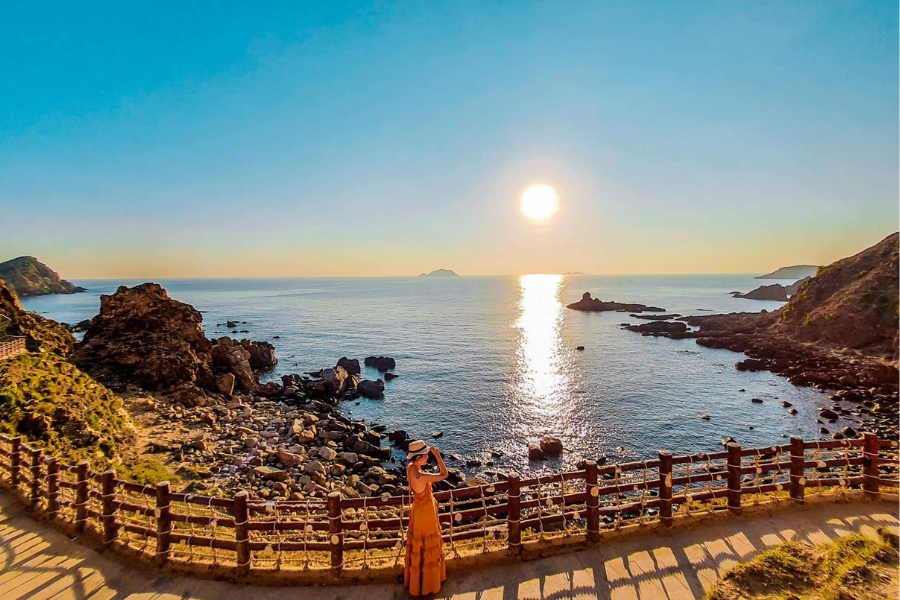 Dont miss these beaches for your central vietnam beach tour